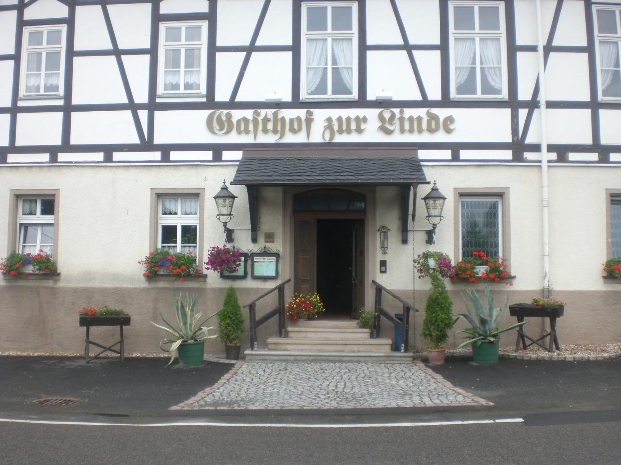 Hotel Gasthof Zur Linde Weissbach  المظهر الخارجي الصورة